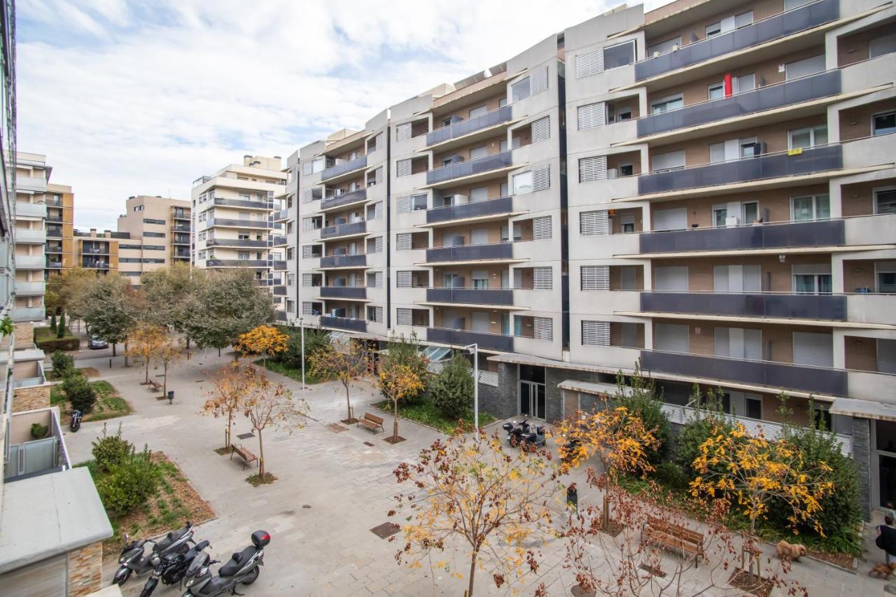 Tendency Apartments Forum Sant Adria de Besos Kültér fotó